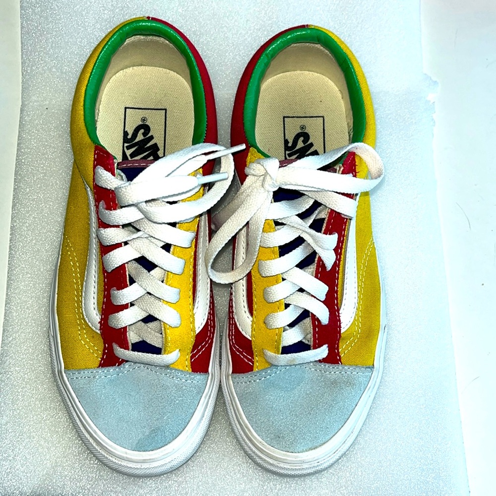 Vans 💛